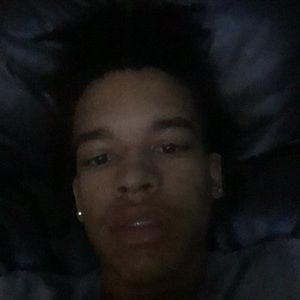 Meet your Posher, Kenyon